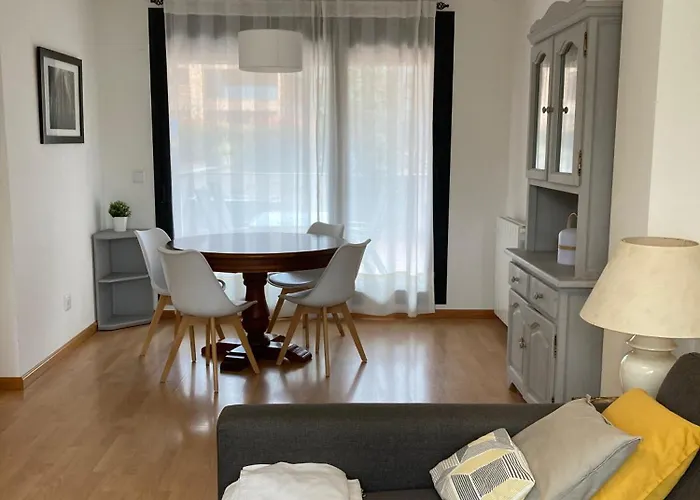 Aizaetxea Apartment Jaca